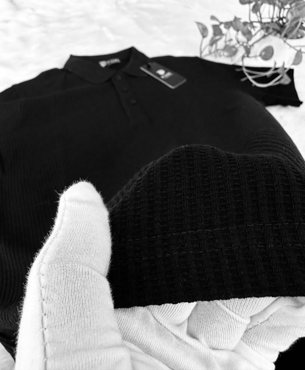 Men’s Waffle Pattern Knit Polo in Black - Image 3